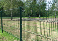 4mm الأخضر بولي كلوريد الفينيل المغلفة ملحومة شبكة أسلاك السياج لحديقة / حديقة / الرياضة الأرضية السلامة