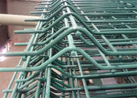 4mm الأخضر بولي كلوريد الفينيل المغلفة ملحومة شبكة أسلاك السياج لحديقة / حديقة / الرياضة الأرضية السلامة