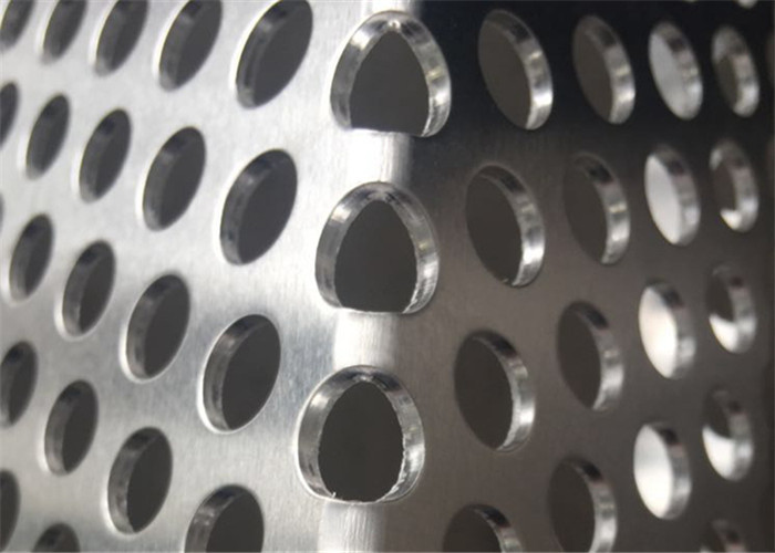 3mm شبكة معدنية مثقبة الفولاذ المقاوم للصدأ ورقة مثقوبة المعمارية